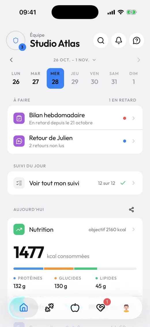 Accueil de l'app client aux couleurs bleues du coach : bilan à faire, retour du coach, nutrition du jour