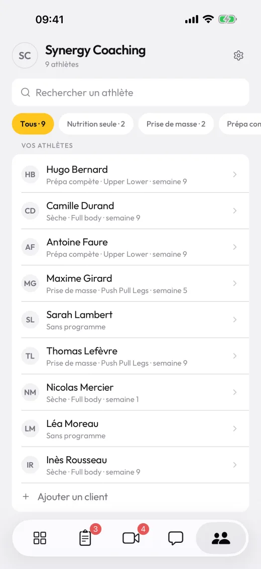 Synergy Pro sur iPhone : un coach de l'équipe retrouve ses athlètes et leur programme en cours